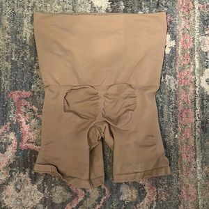 Yitty Nearly Naked Shaping High Waist Short 1X / 2X